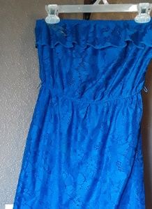Strapless blue lace dress